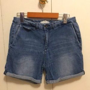 Ichi Raven Shadow Boyfriend Denim Jean Shorts Stretchy Size 10